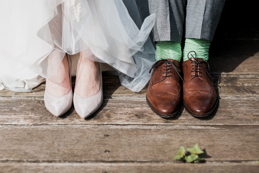 Wedding Gift Etiquette: Appropriate Cash Amount for 2022 Weddings