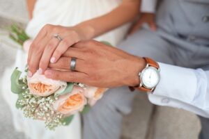 Wedding Band Placement: Top or Bottom? Unraveling the Age-Old Tradition